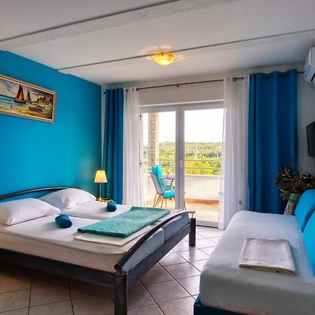 Apartman Studio بولا المظهر الخارجي الصورة